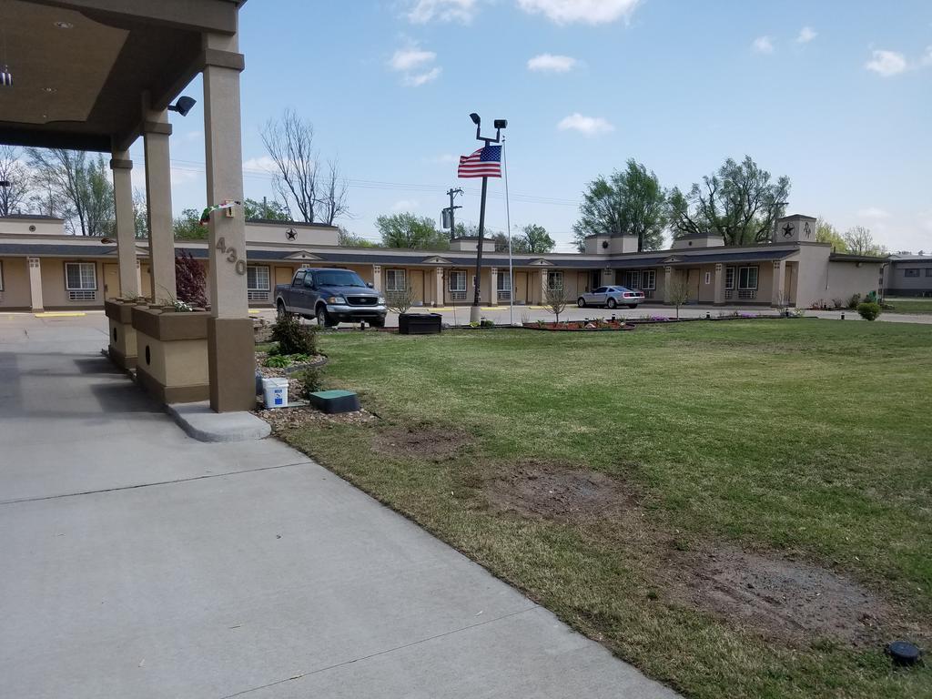 Country Inn Sterling Exterior photo