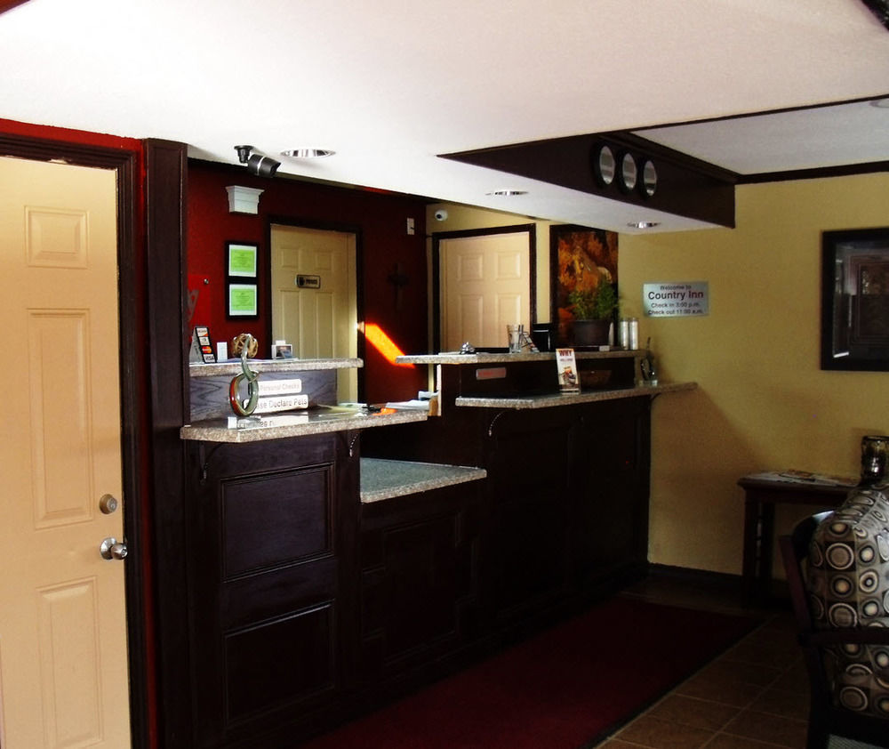 Country Inn Sterling Exterior photo